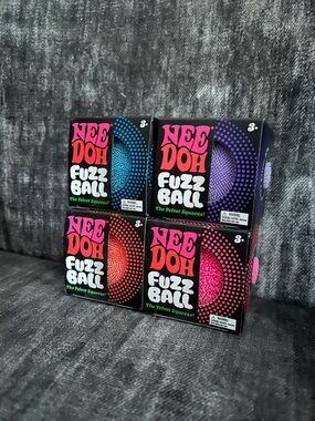 SET OF 4 Needoh New in Box Fuzzballs